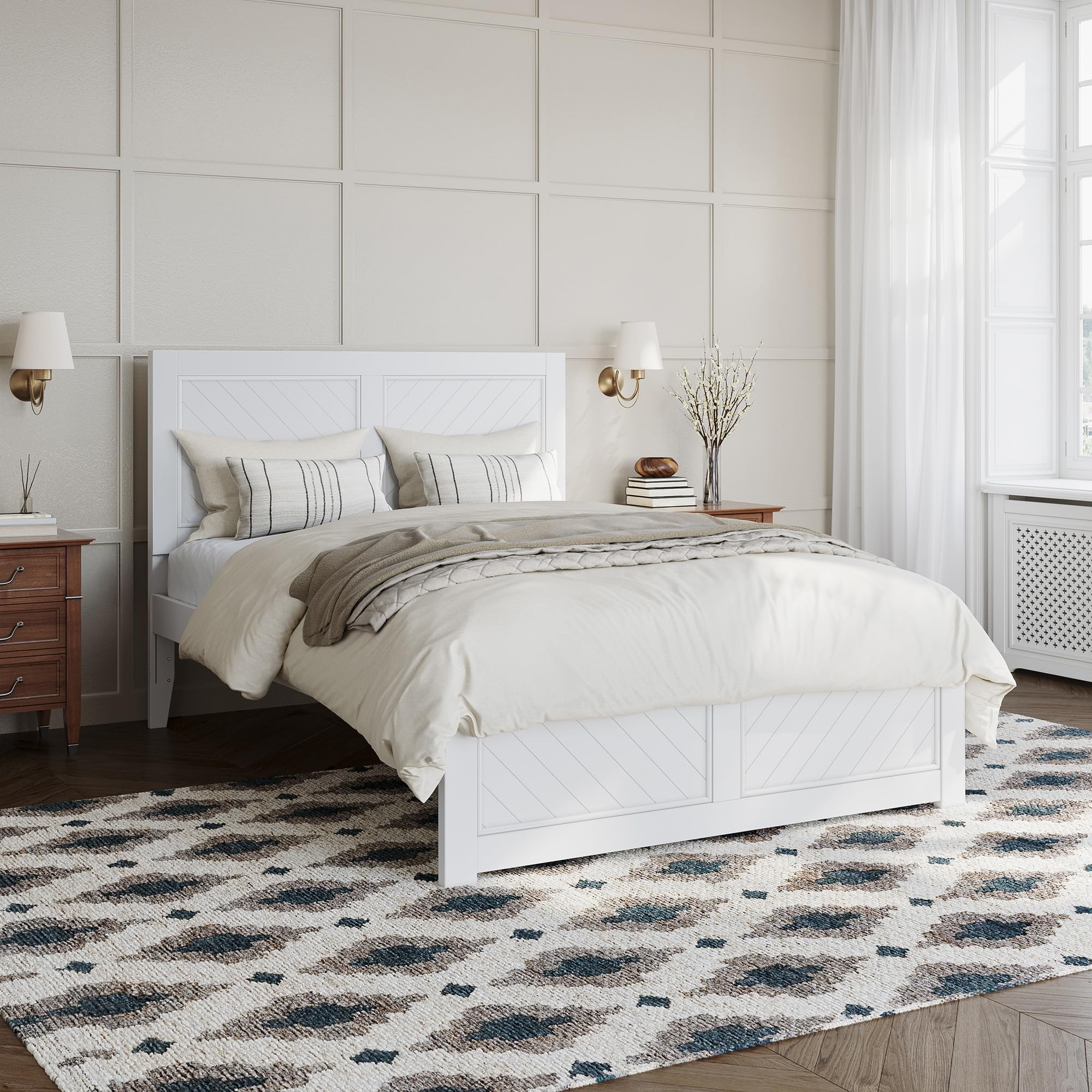 Canyon Full Platform Bed with Matching Footboard in White
