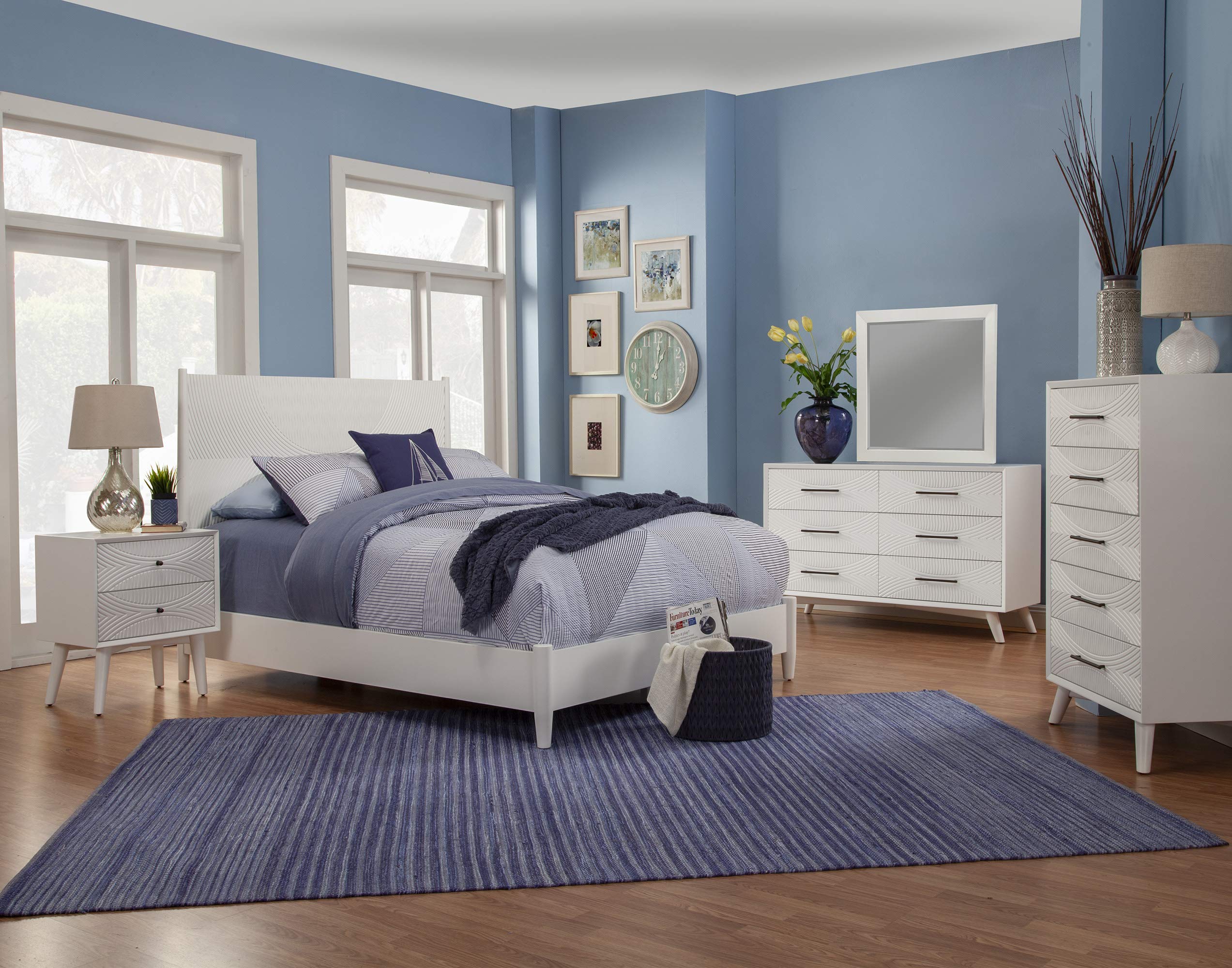 Tranquility Queen Bed, White