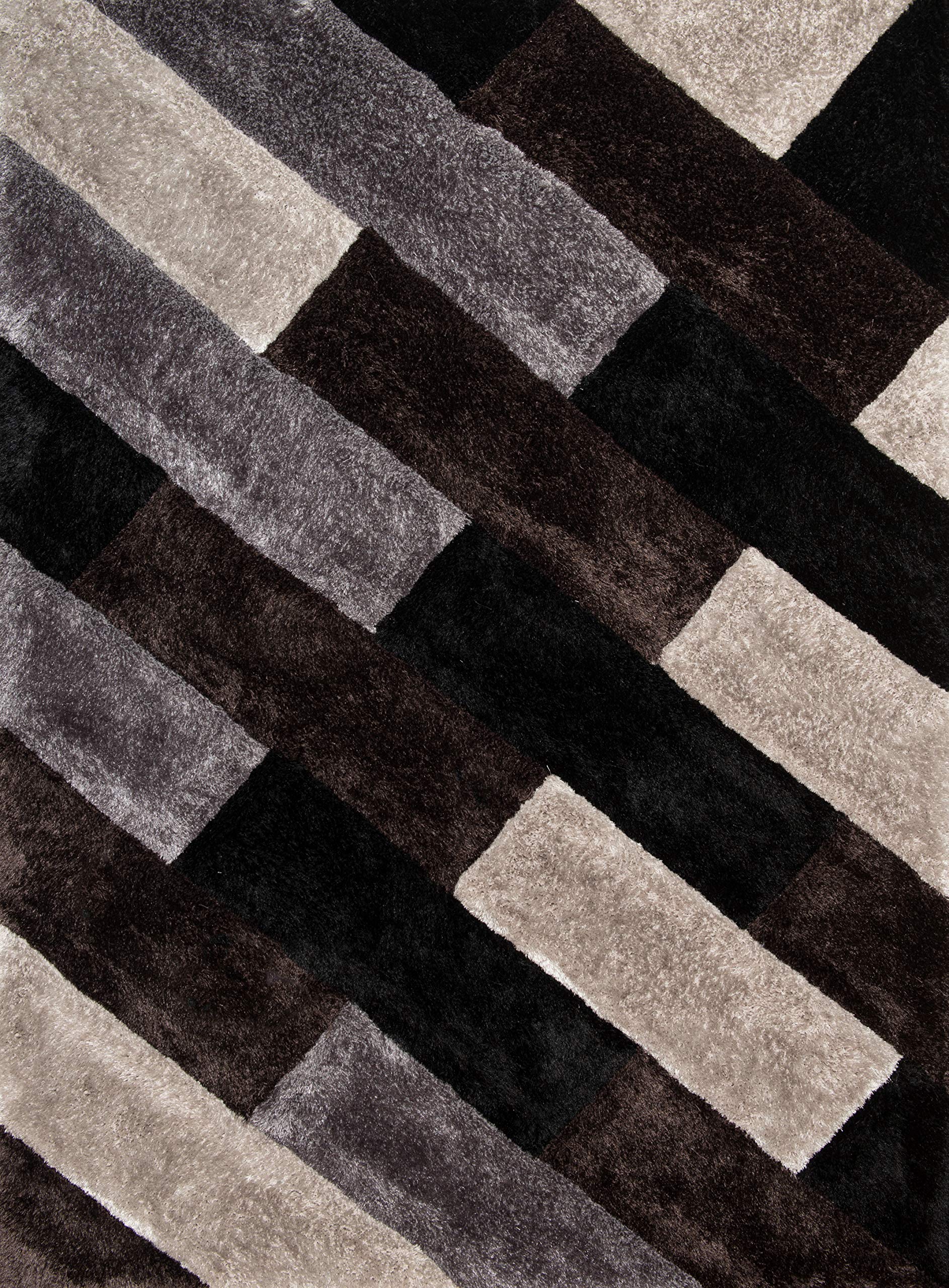 United Weavers Finesse Chichi Black Accent Rug  110 X 3