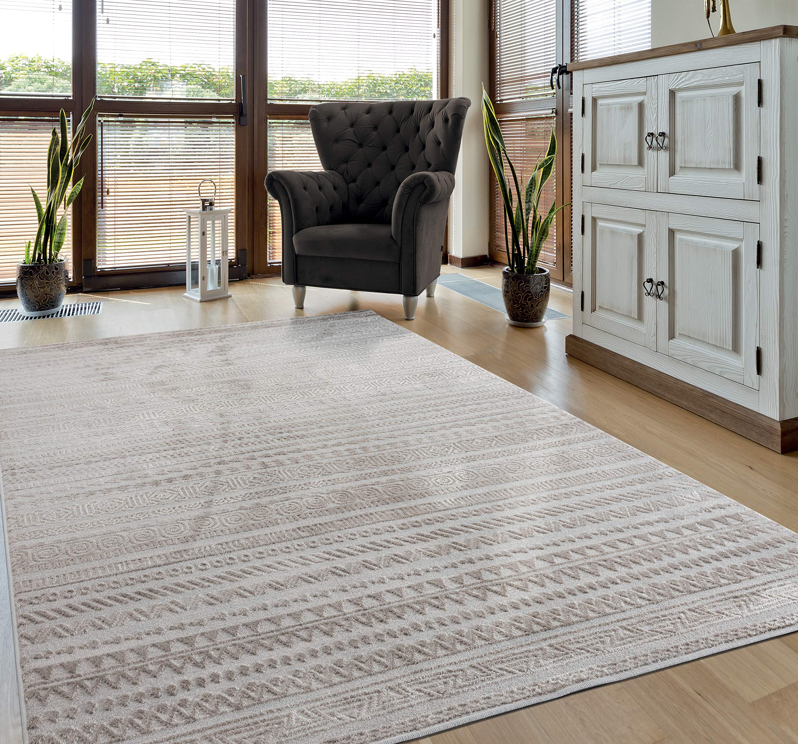 United Weavers Cascades Yamsay Wheat Area Rug 710 x 106”