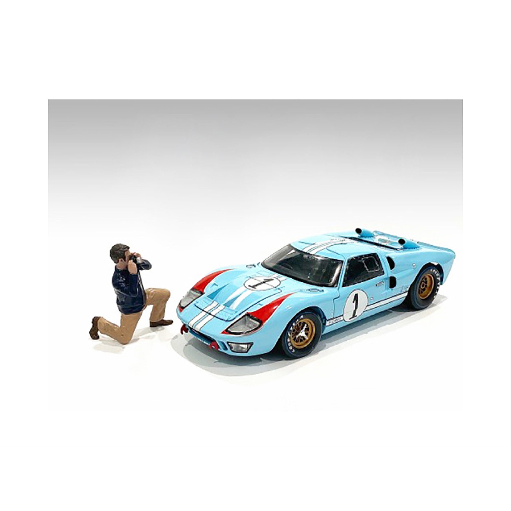 Race Day 2' Figurine Iv For 1/18 Scale Models By American Diorama