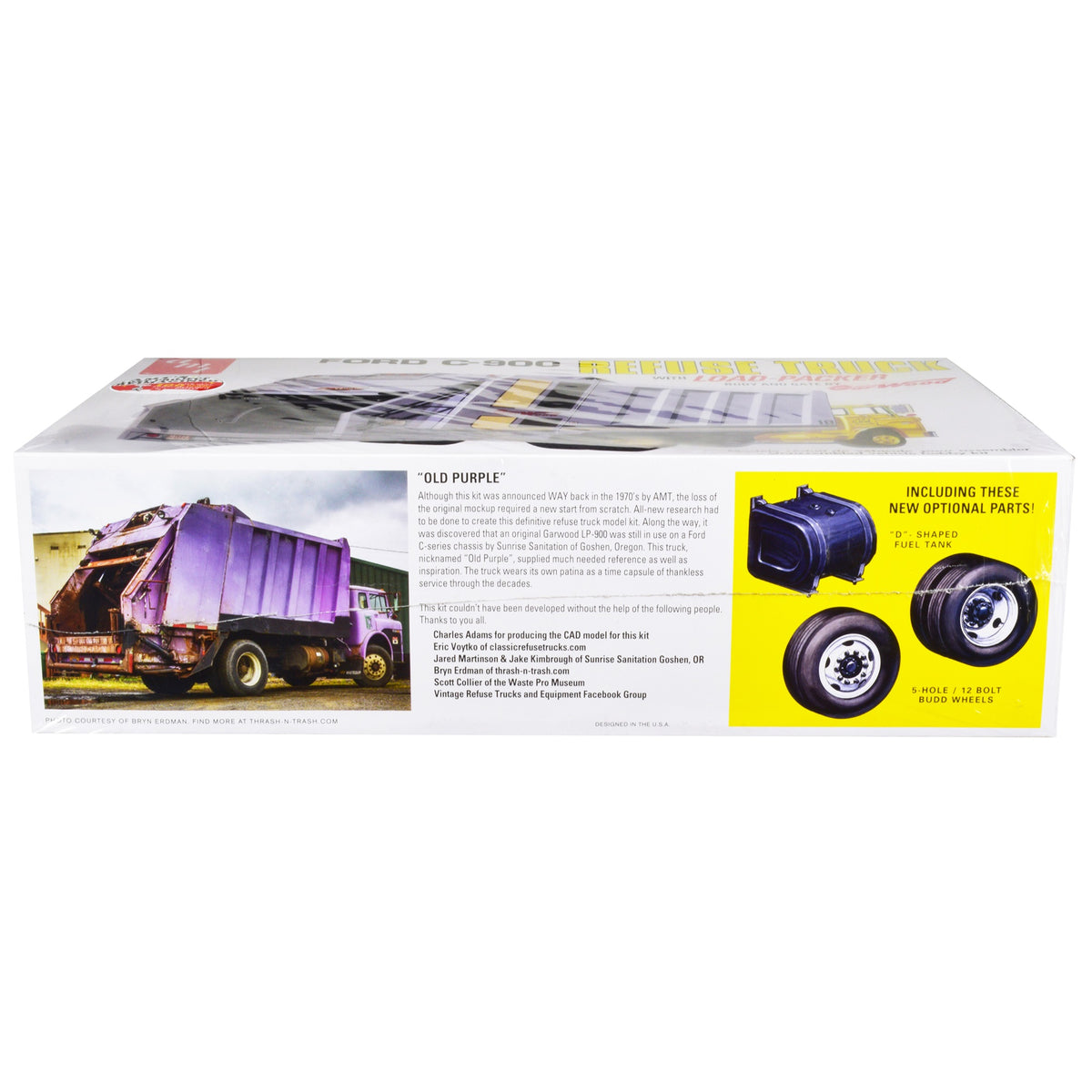 Skill 3 Model Kit Ford C-900 Garwood Refuse Garbage Truck With Load-Packer 1/25 Scale Model By Amt