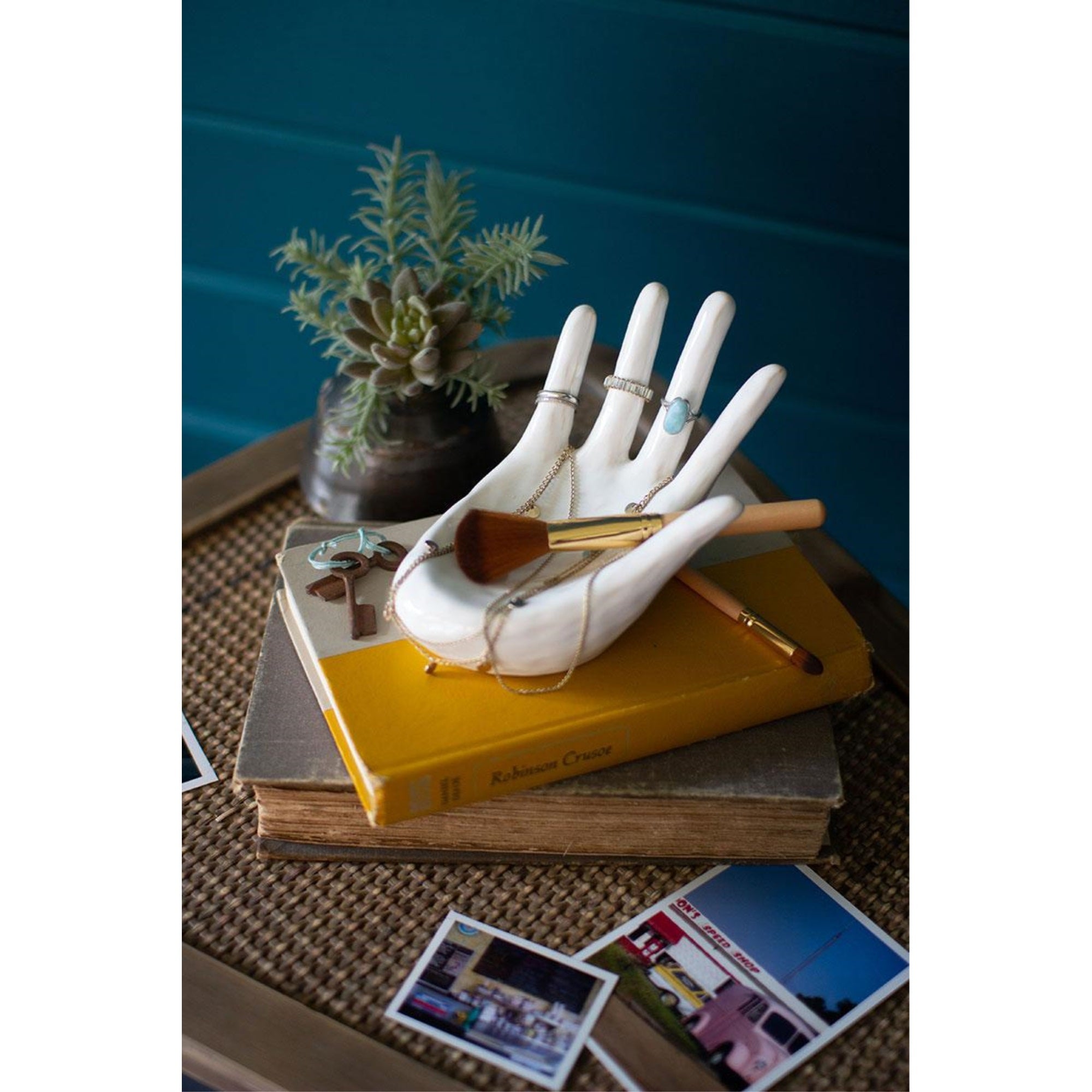 Ceramic Hand Ring Holder