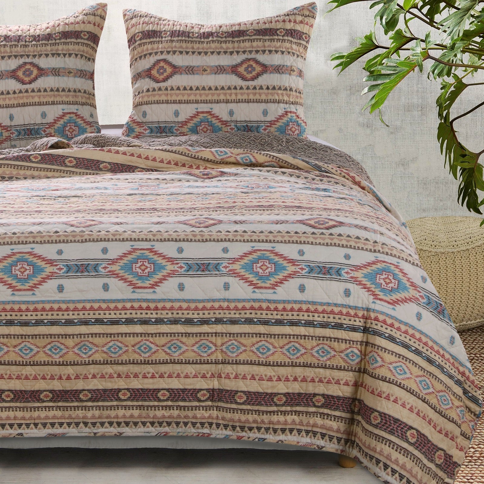 PhoenixTanQuilt Set, 3-PieceFull/Queen, Tan