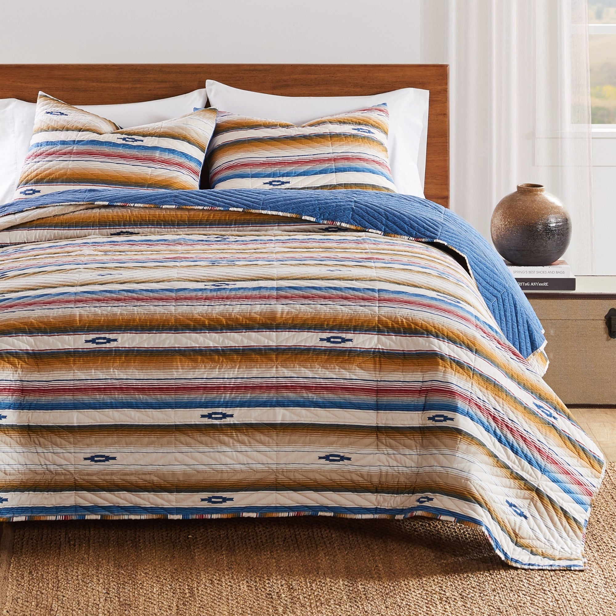 Greenland Home Fashions GL-2402AMSQ Painted Desert Quilt Set, 3-Piece Full/Queen, Sapphire