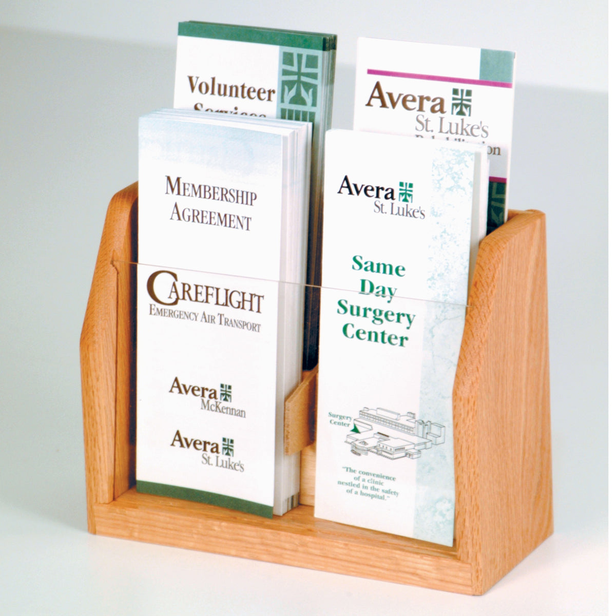 Wooden Mallet Countertop 4 Pocket Brochure Display, Light Oak