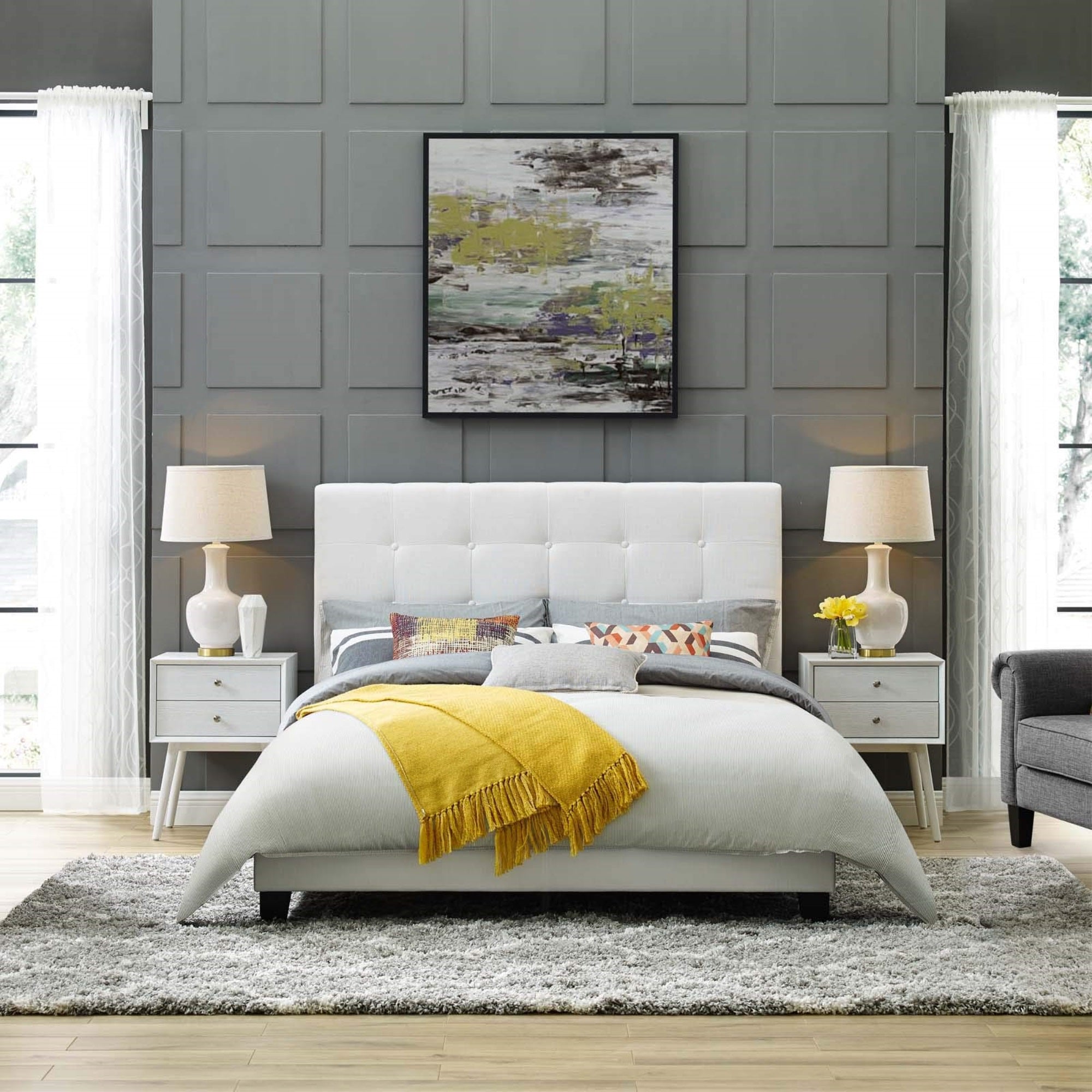 Casafoyer Melanie Tufted Fabric Upholstered Queen Platform Bed In White