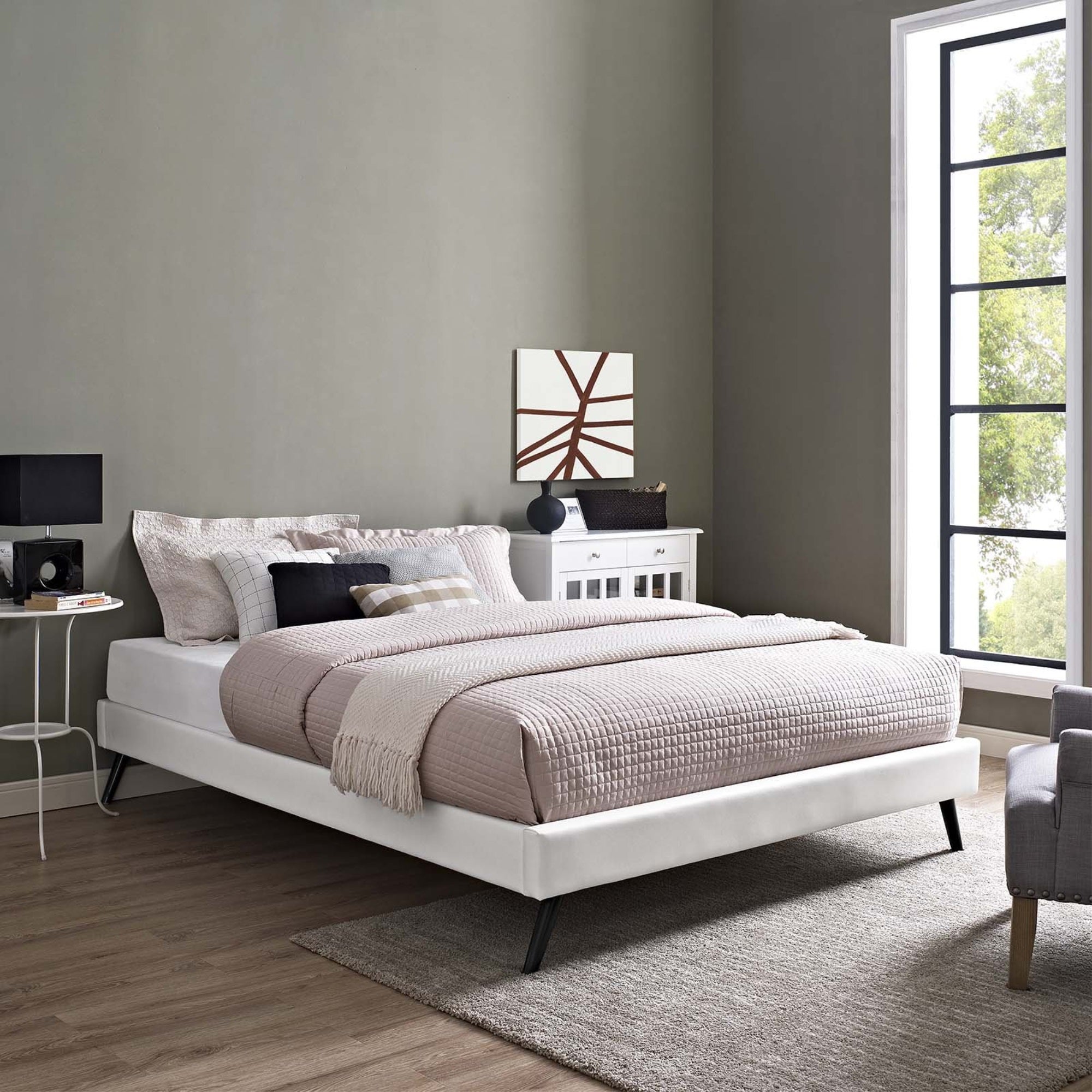 Casafoyer Loryn Faux Leather Queen Platform Bed Frame With Wood Slat Support In White