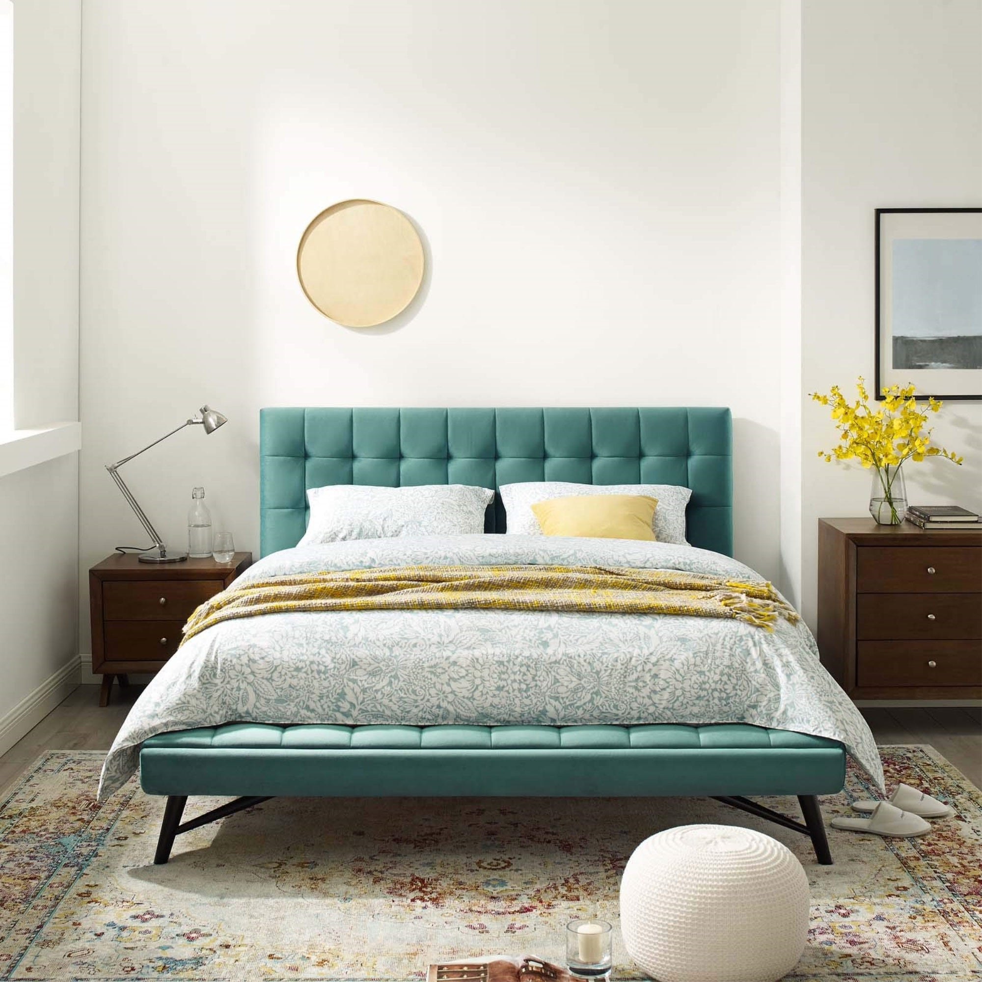 Casafoyer Julia Mid-Century Biscuit Tufted Performance Velvet Queen Platform Bed In Teal