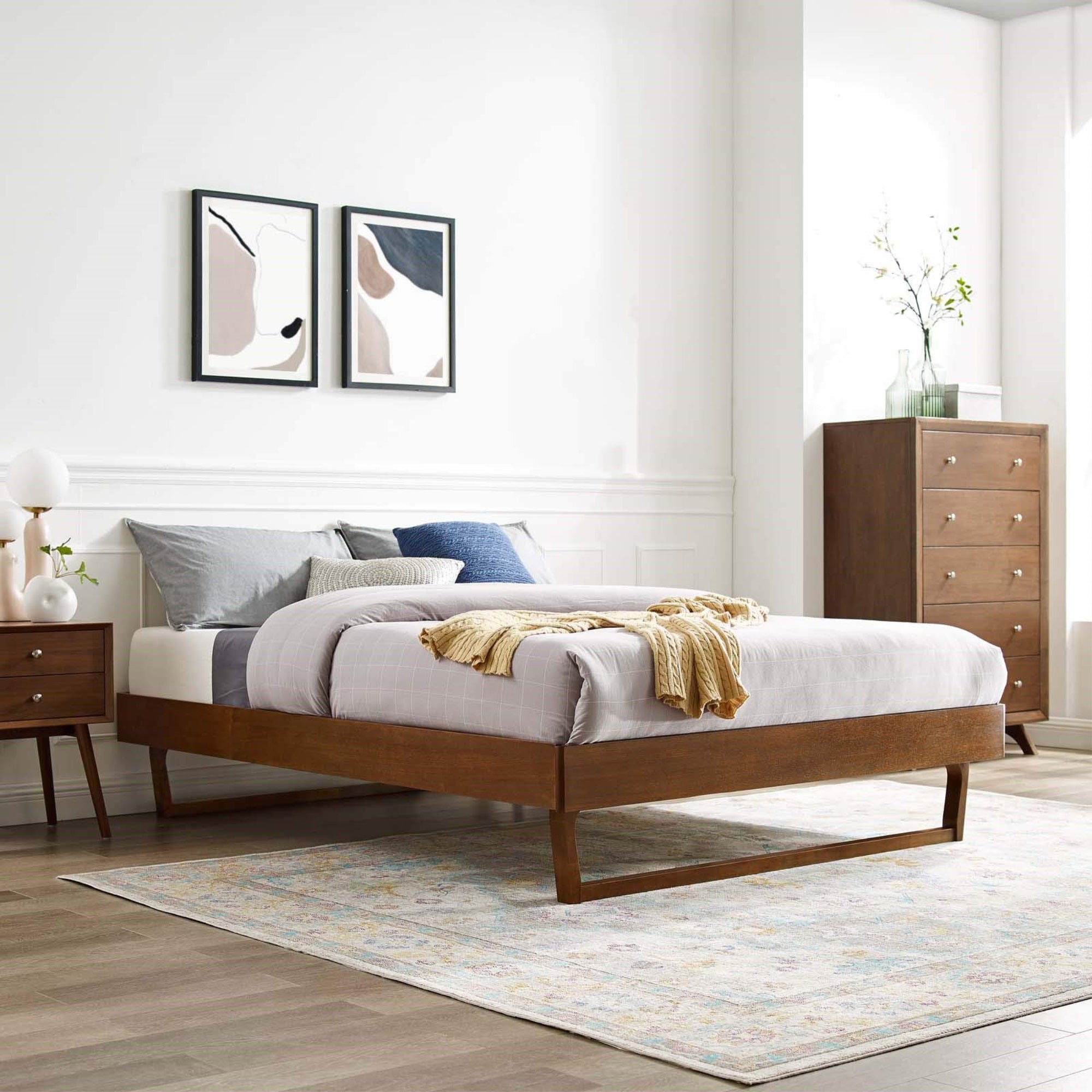 Casafoyer Mod-6215-Wal Billie King Wood Platform Bed Frame, Walnut