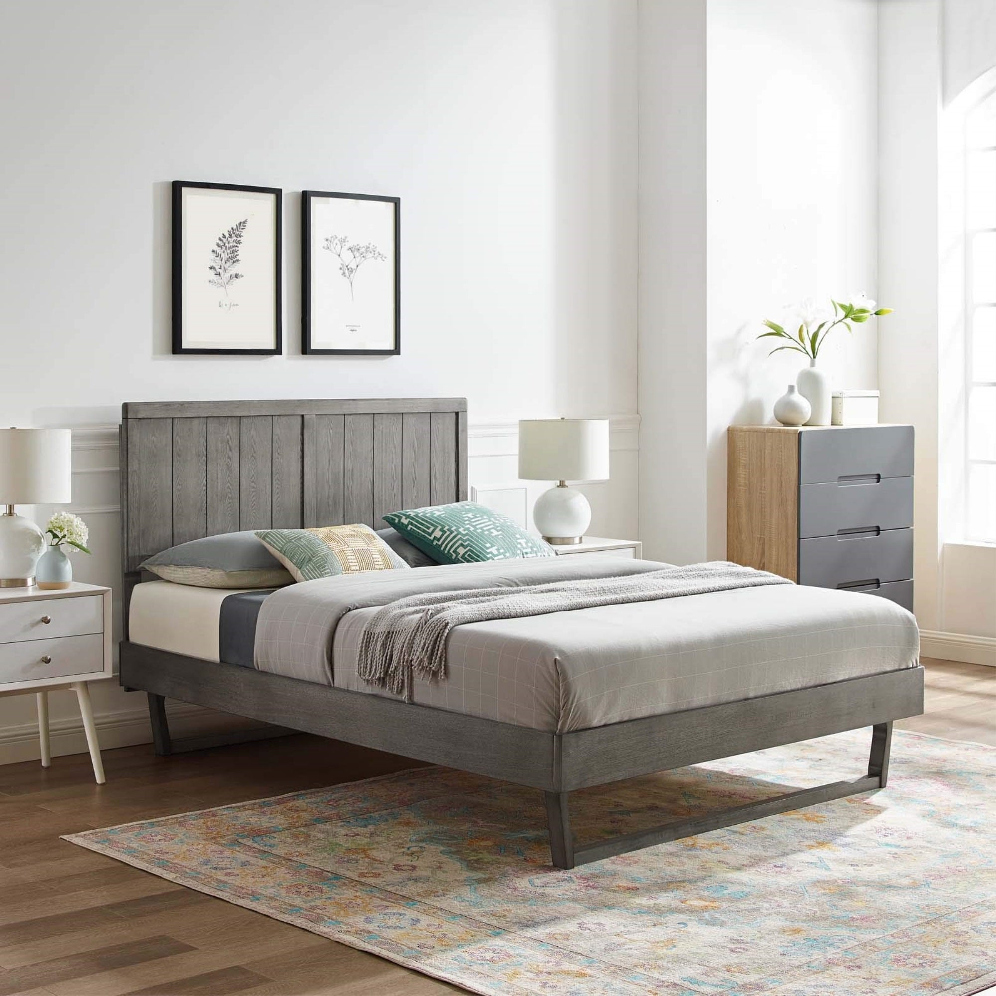 Casafoyer Alana Wood Full Platform Bed In Gray With Angular Frame, Double