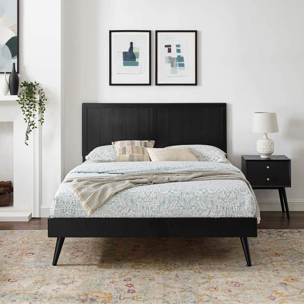 Casafoyer Alana Wood King Platform Bed In Black With Splayed Legs