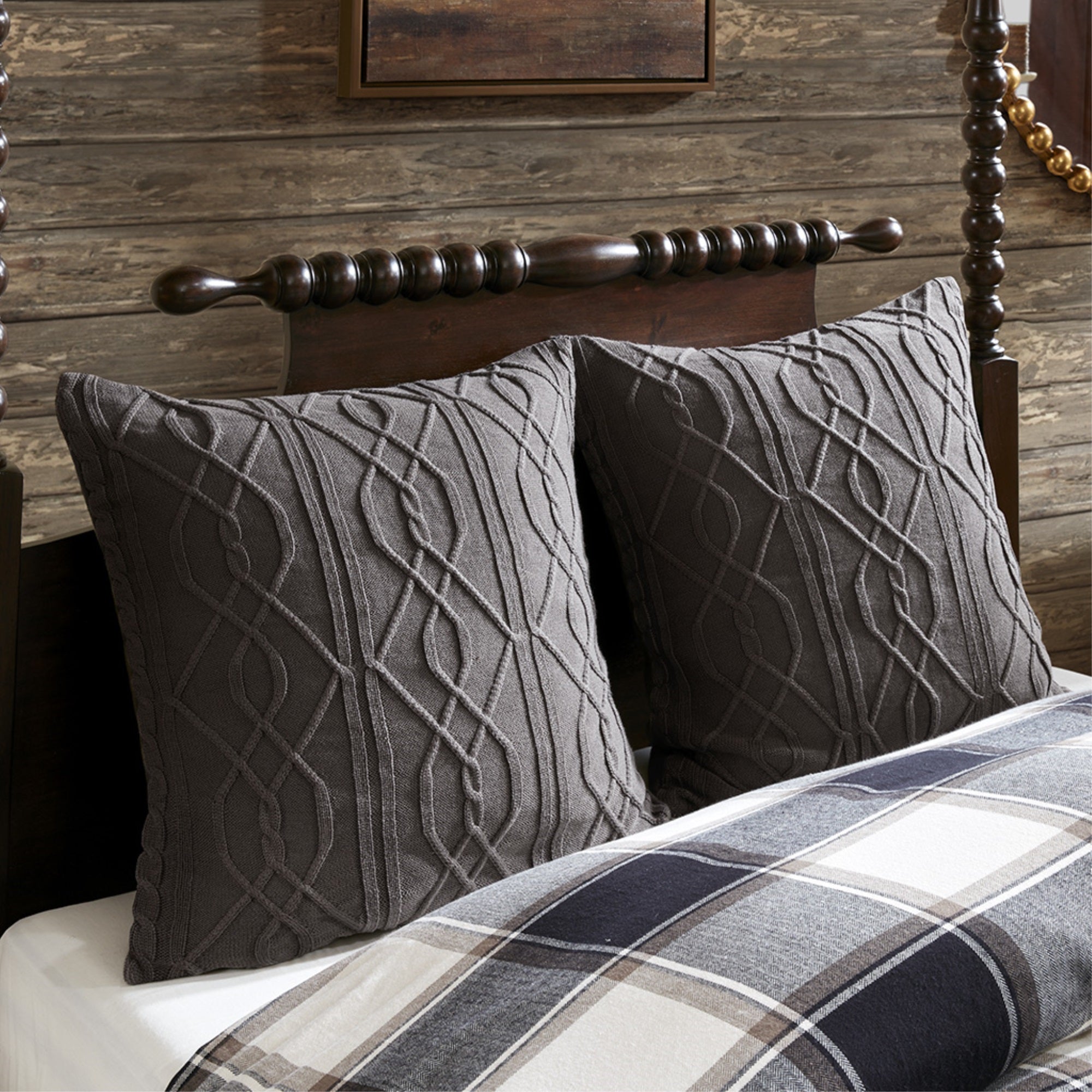 Urban Cabin Cotton Jacquard Comforter Set in Brown  Luxurious 100% Cotton Jacquard Comforter, Polyester Microfiber Backing, Various Decorative Pillows, Cozy & Elegant Bedding