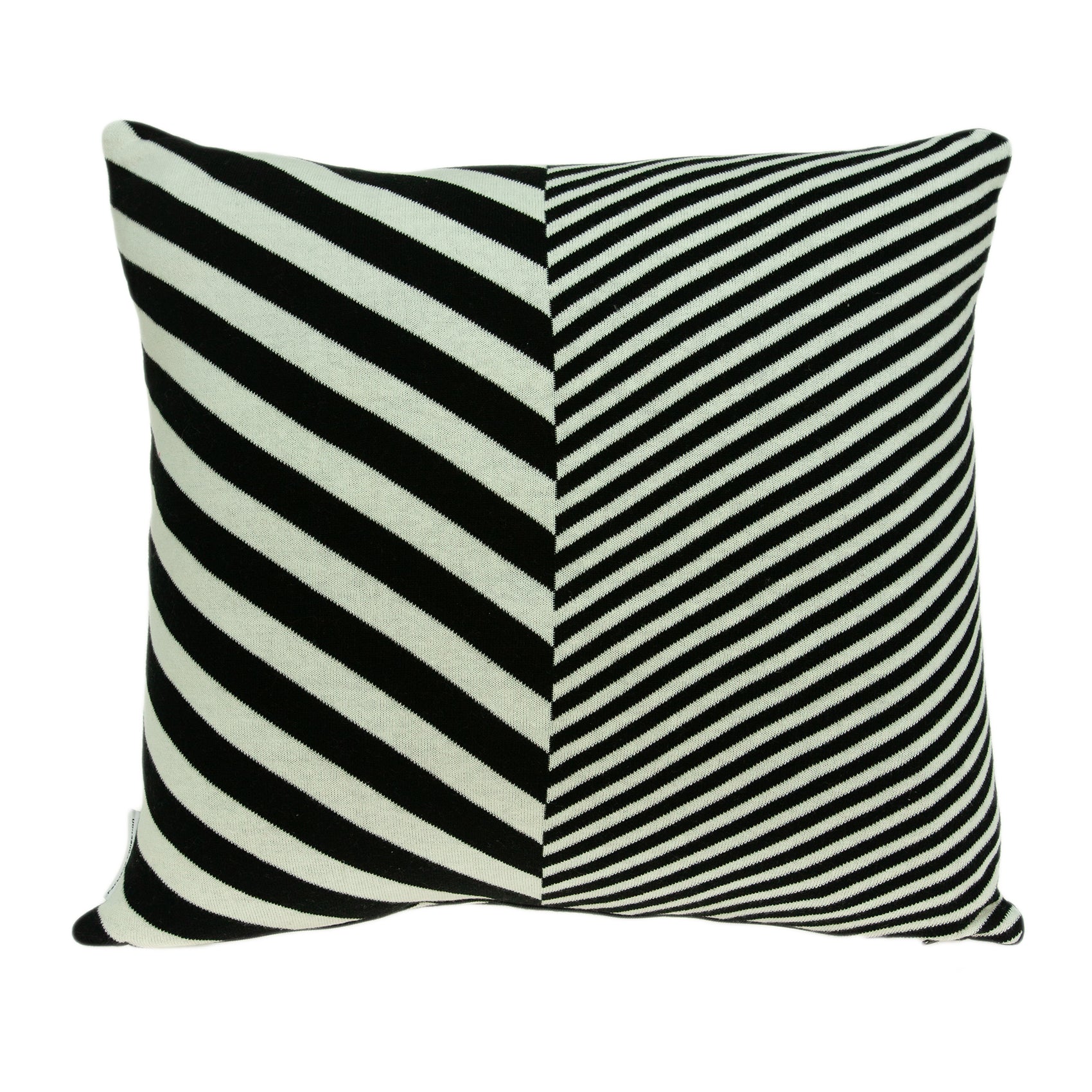 Parkland Collection Arthur Transitional White Pillow Cover With Poly Insert