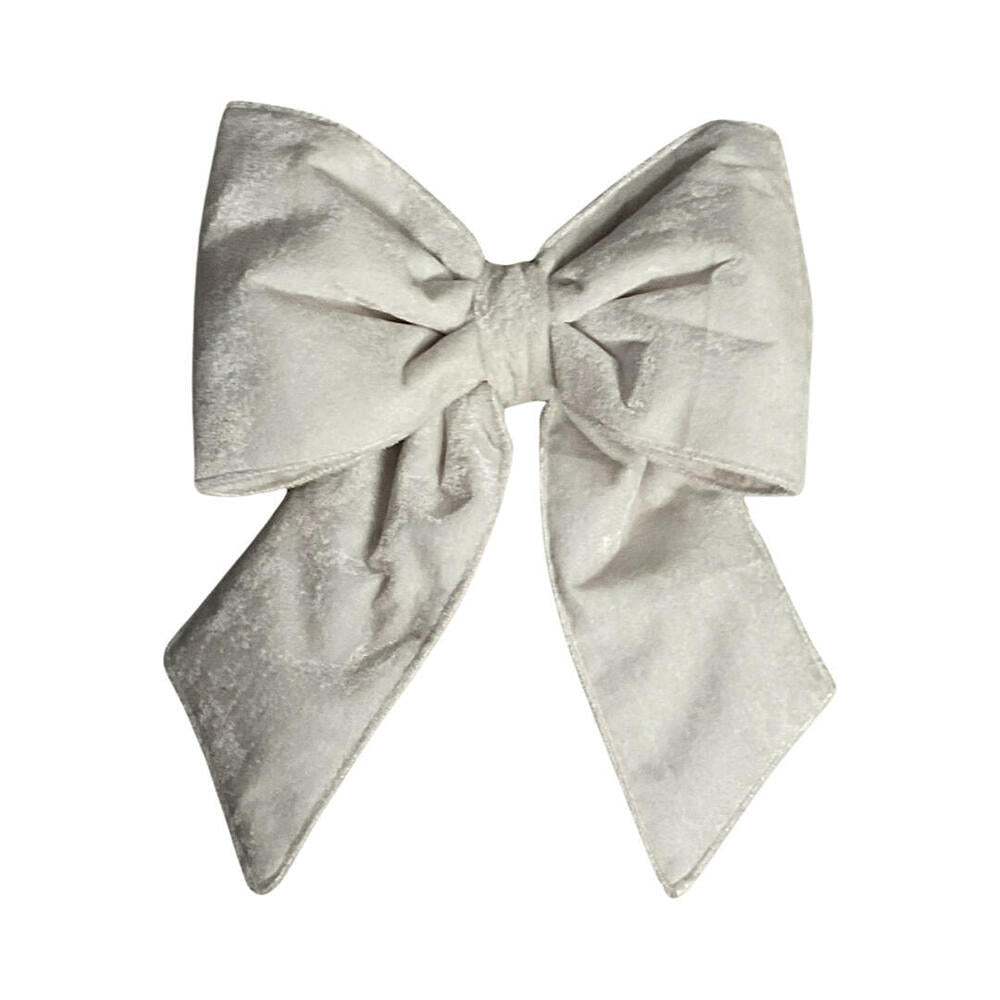 12” x 15” Plush White Velvet Bow