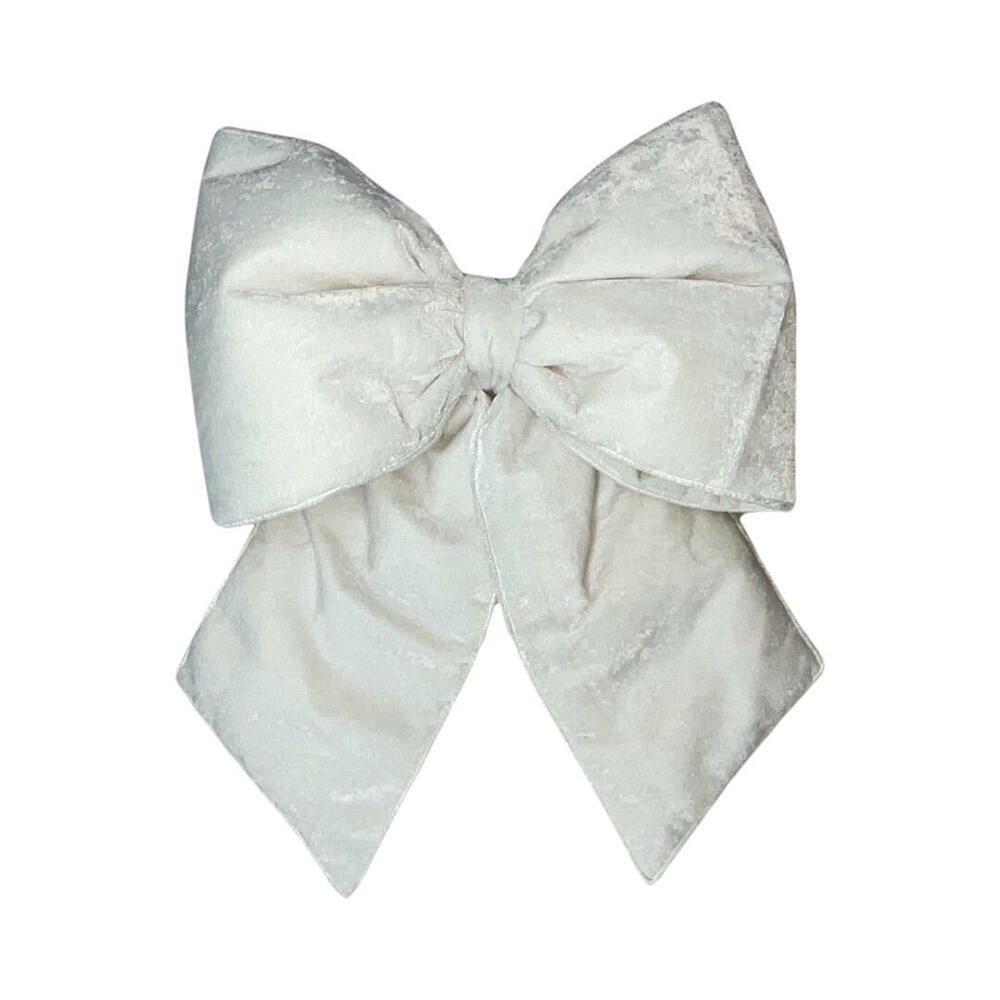 18” x 23” Plush White Velvet Bow