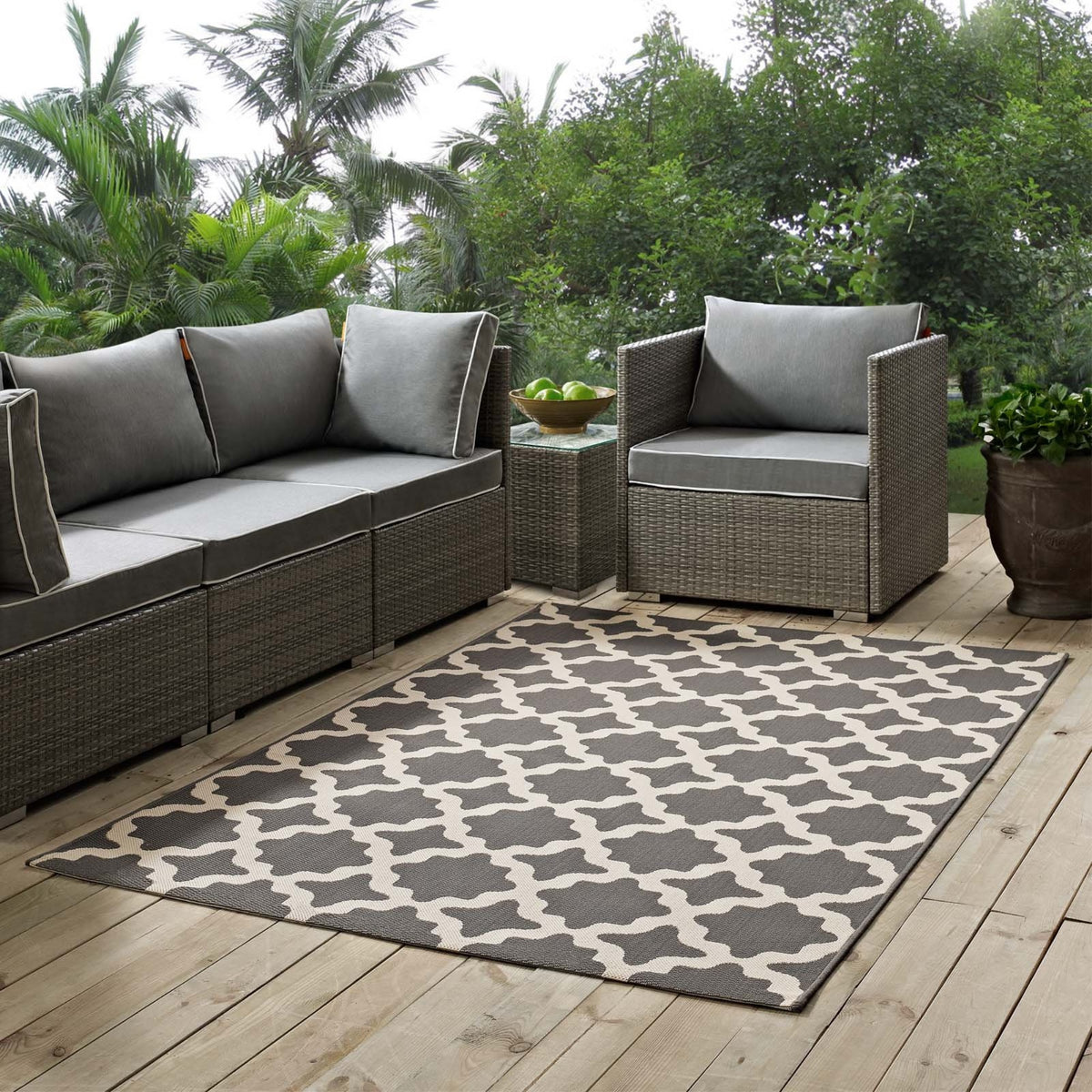 Yardlio Moroccan Trellis Indoor/Outdoor Rug - Elegant, Durable, Family-Friendly