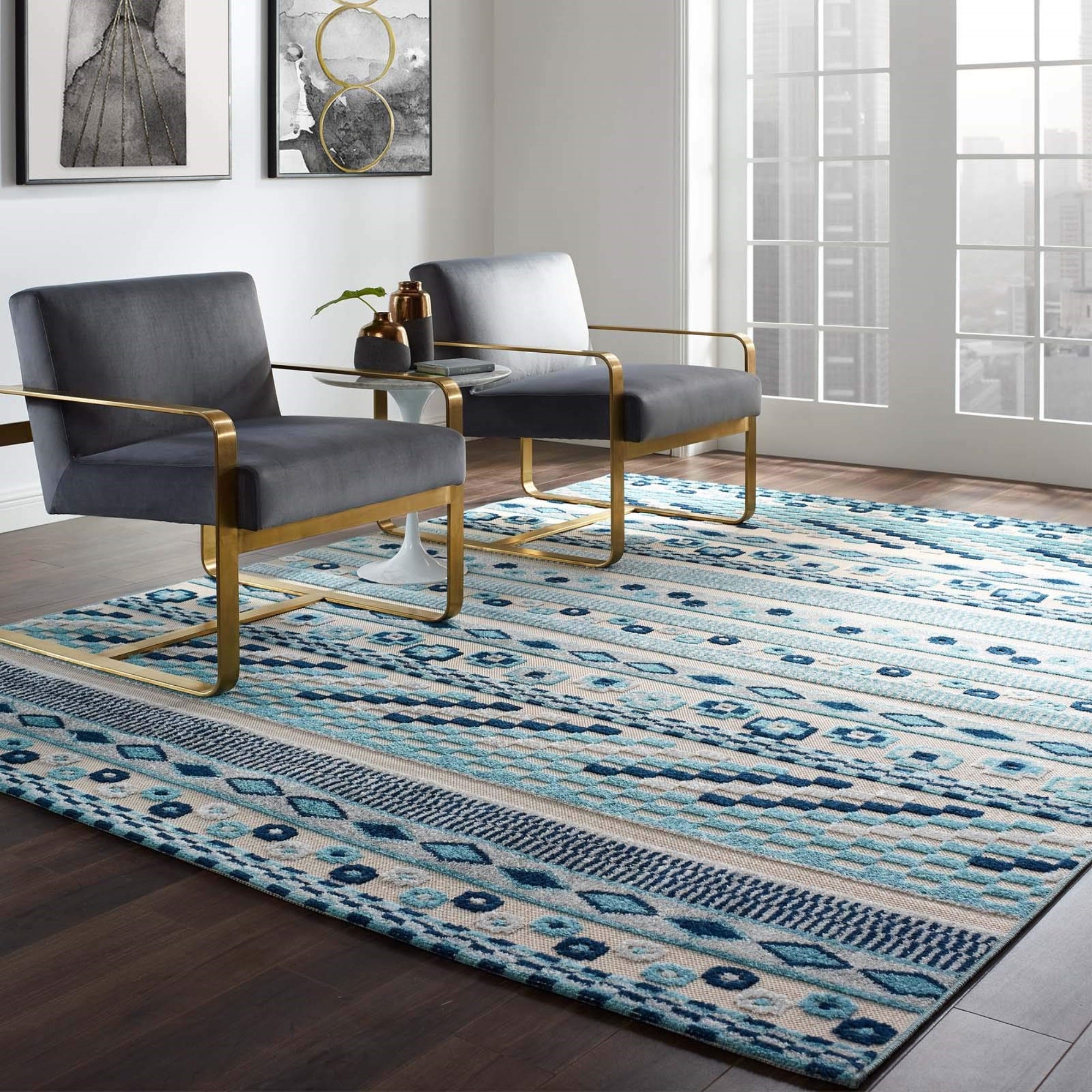 Yardlio Cadhla Vintage Geometric Indoor/Outdoor Area Rug - Durable, Stylish, And Pet-Friendly