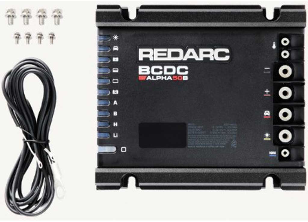 BCDC CLASSIC 50A INVEHICLE DC BATTERY CHARGER W/MPPT SOLAR CONTRL & SMART BATTERY MONITOR