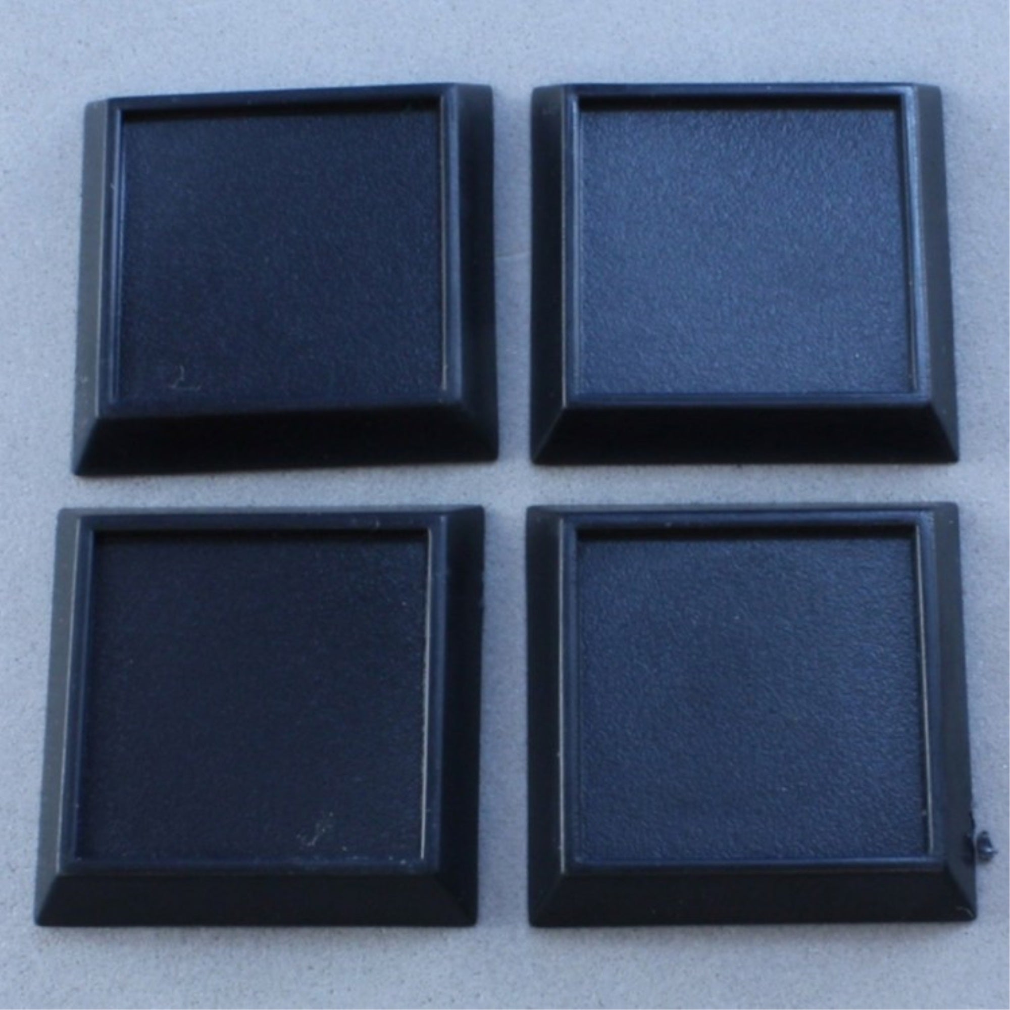 1' Square Lipped (20)
