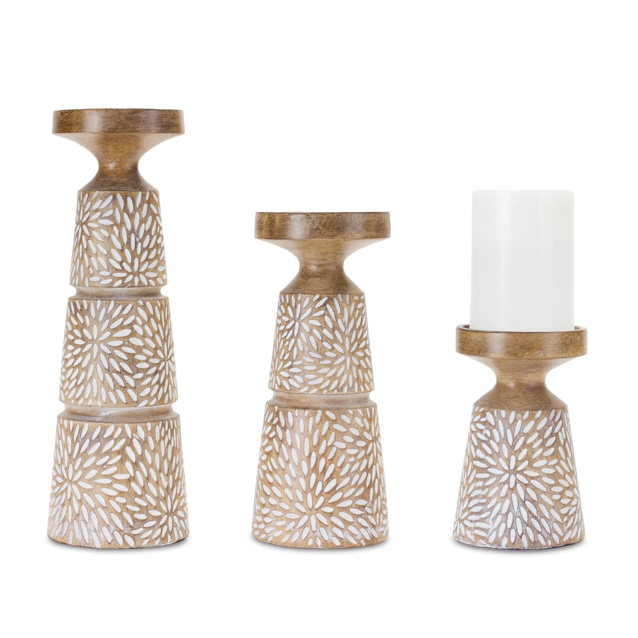 Etched Candle Holder With Wood Grain Design