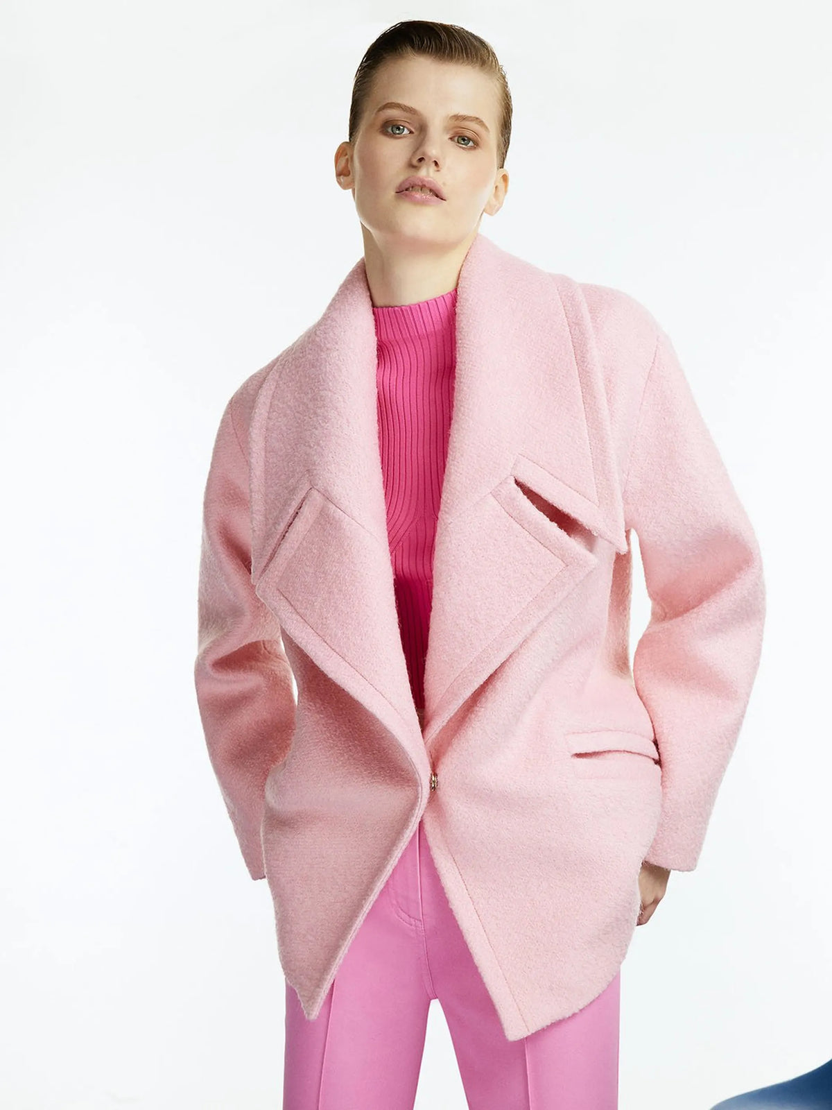 Wide Lapel Collar Coat