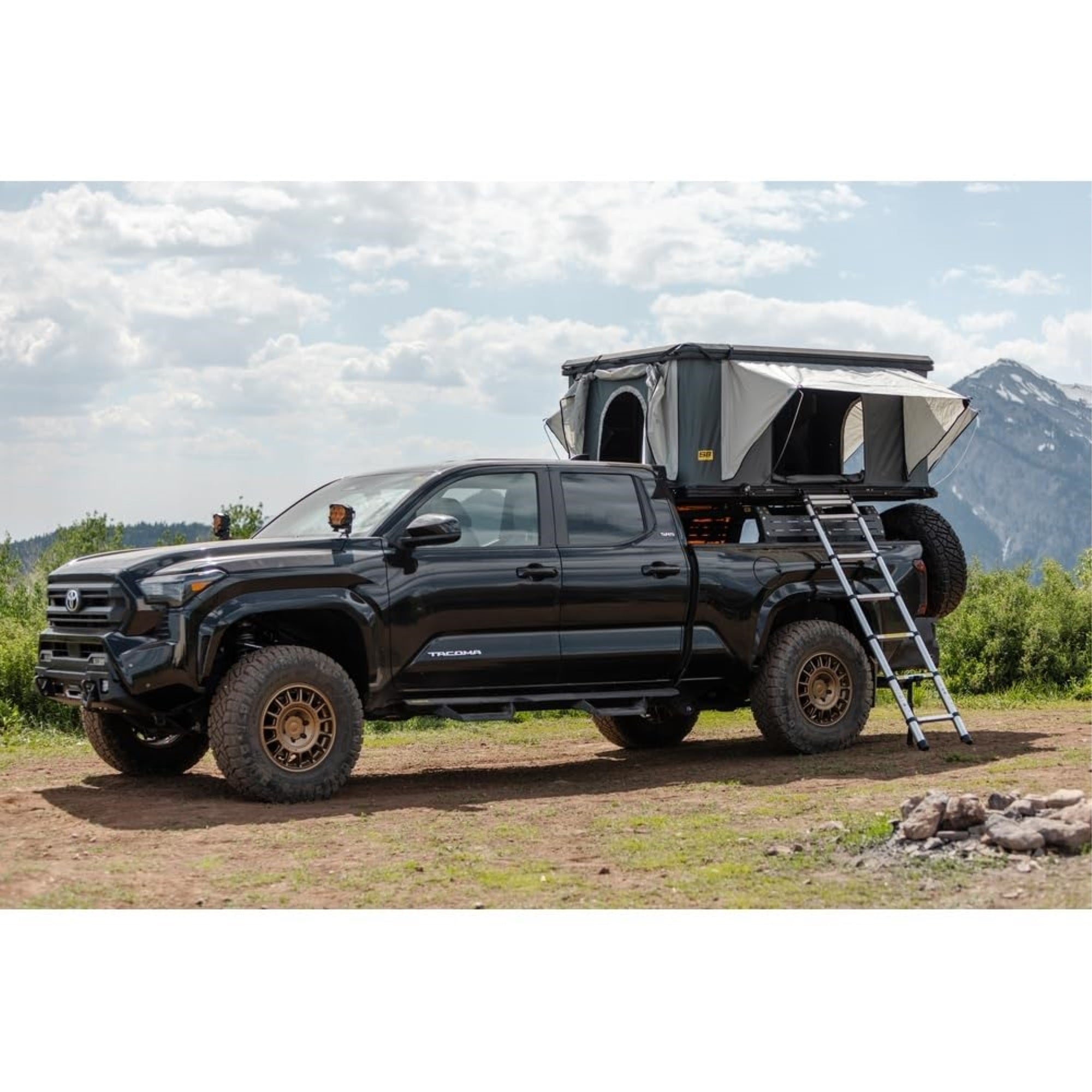 Smittybilt Aluminum Pop-Up Roof Top Tent Rtt - Sb2986