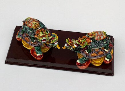 Piggyback Turtle  Miniature Figurines<br>5.0 x 2.0 x 2.0